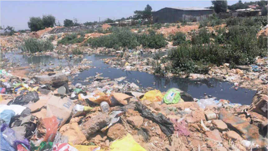 Suburban rubble fills Diepsloot